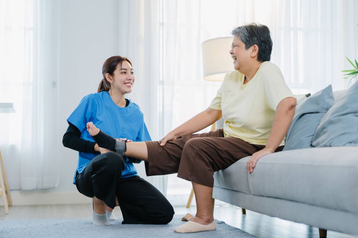 Vì sao người trẻ dễ mắc bệnh người già